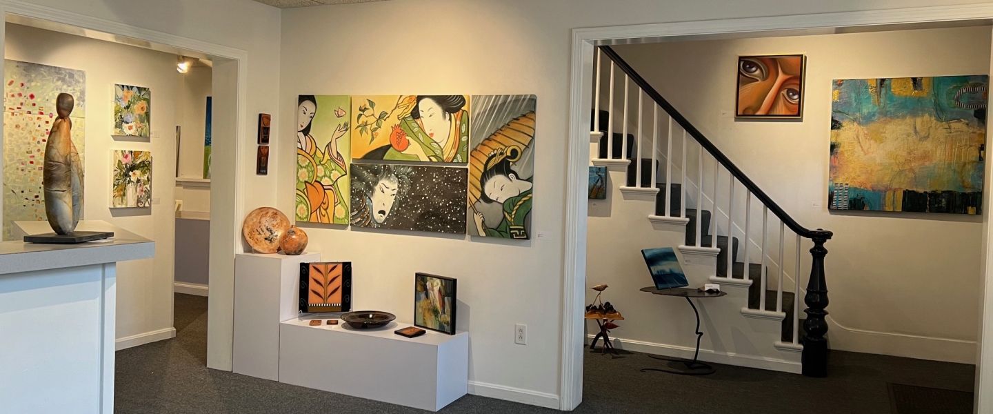 front-room-3